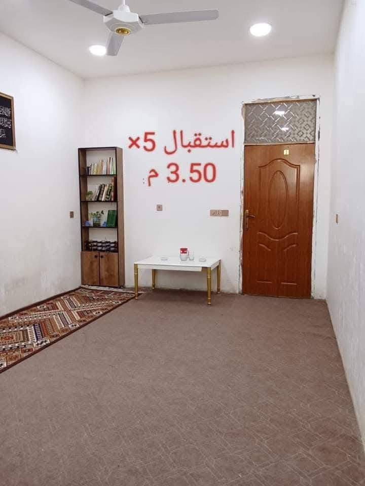 💎بيت للبيع طابقين زراعي قرار 117
مساحه 105م واجهه 7م نزال 15م بيت نضيف بناء 2022
استقبال + مطبخ +حولي + غرفه نوم +مناور عدد 2 + حمام مشترك/ 
طابق الثاني 
غرف نوم عدد 2 + حولي + حمام مشترك  الغرفه الثانيه والبيتونه السقف ساندويج السطح اشتايكر
العنوان / شهداء البياع قرب مدرسه الصقور الأهليه ثاني بيت عن الركن عرض الفرع 15م المنطقه كامله من ماء وكهرباء ومجاري  
السعر/ اكتب تم
يجيك على الخاص 
رقم الهاتف /*********** واتساب واتصال
*********** اتصال
