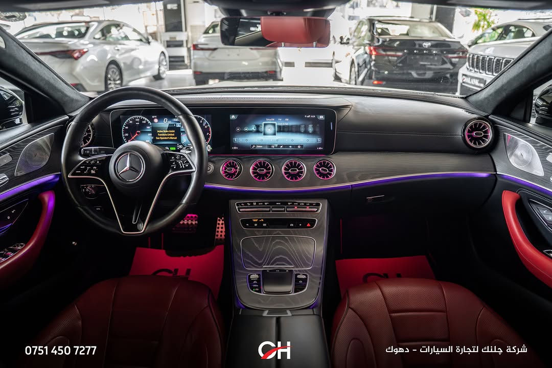 Mercedes-Benz CLS450 4MATIC

السنة: 2022
الممشى: 63,000 كم
الحالة: USA
الحالة الخارجية: بابان مصبوغان
الموقع: دهوك

المحرك ونظام الدفع:

* محرك 6 سلندر خطي 3.0 لتر Turbo
* نظام Mild Hybrid EQ Boost
* القوة: 362 حصان
* العزم: 500 نيوتن متر
* ناقل حركة أوتوماتيك 9 سرعات 9G-TRONIC
* نظام دفع 4MATIC
* تسارع 0–100 كم/س: حوالي 4.8 ثوانٍ

المواصفات:

* شاشة MBUX
* عدادات رقمية
* Apple CarPlay + Android Auto
* كاميرا خلفية
* حساسات أمامية وخلفية
* مقاعد جلد
* مقاعد أمامية كهربائية مع ذاكرة
* تدفئة المقاعد
* فتحة سقف
* Ambient Lighting
* دخول وتشغيل ذكي
* مصابيح LED
* جنوط ألمنيوم
* أنظمة أمان ومساعدة السائق

📞 ***********
شركة جلنك وليد صبري – دهوك

#Chalank_cars_duhok

نص مكتوب في الصور:
- *********** CH شركة چلنك لتجارة السيارات - دهوك
