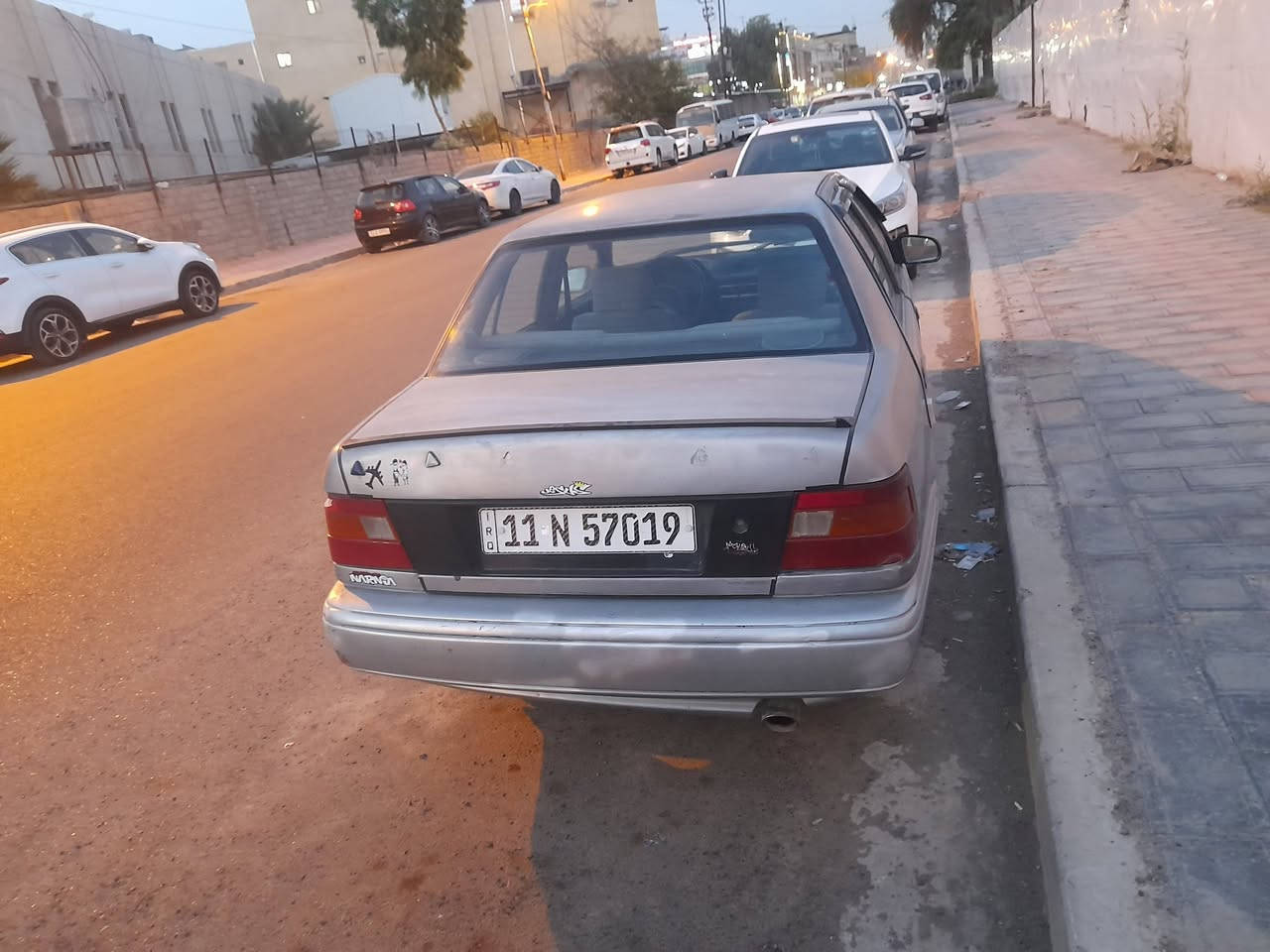 السلام عليكم هونداي اكسله موديل 93 بسمي لا ضربه ولا تبديل رقم بغداد محرك مجفت عام صار 5ايام بس يردله تفيلس داخل السيارة نطيف كير اتو ماتيك نوزل 
لغد شواصي حوض كفاله بدون اي خياس 
السعر 28$ وبيه مجال حك الجيه
مكان السيارة التاجي سبع البور
***********
