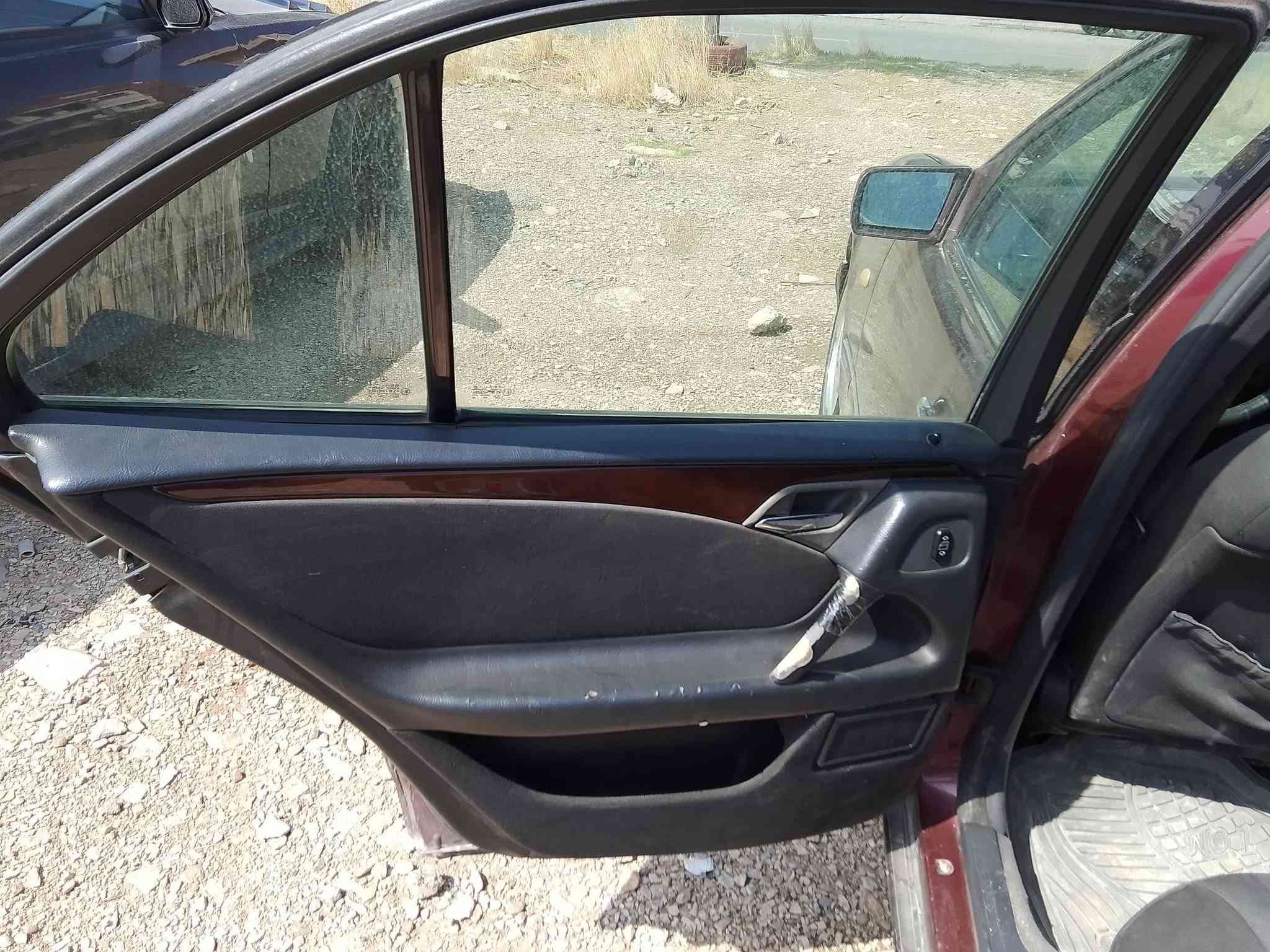 مازدا • غاز وبنزين • موديل ٢٠٠٠