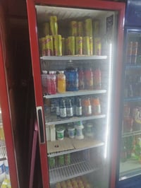 عوارض للبيع نظيفات وحده بلاديه أو وحده شاحنه بس غاز قبل سنه اثنيهن تبر...