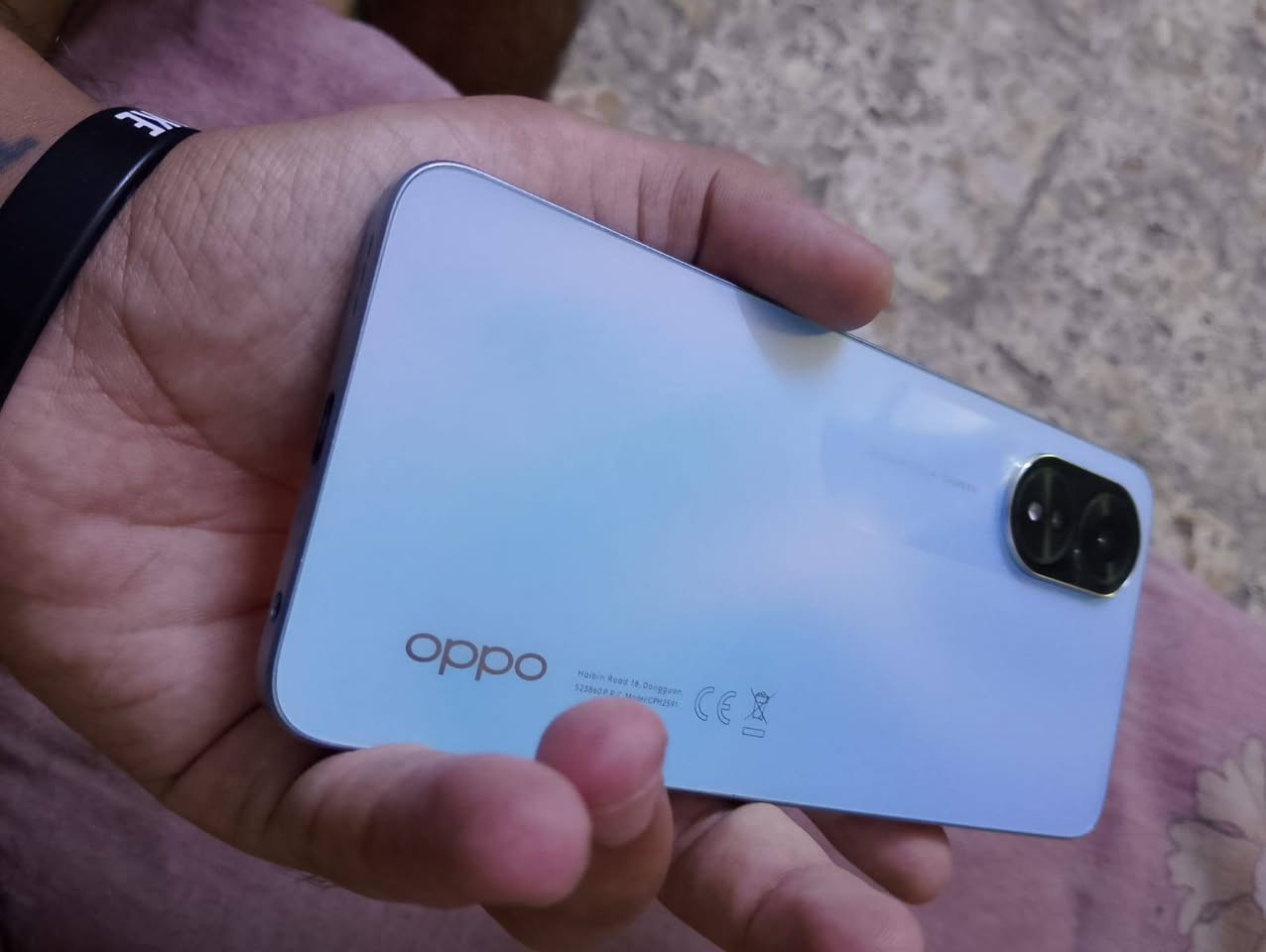 oppoA18
ذاكره 128 
عشوائيه 4+4  يعني 8
جهاز نضافه 100 %
سعر خاص 
*********** وتساب
