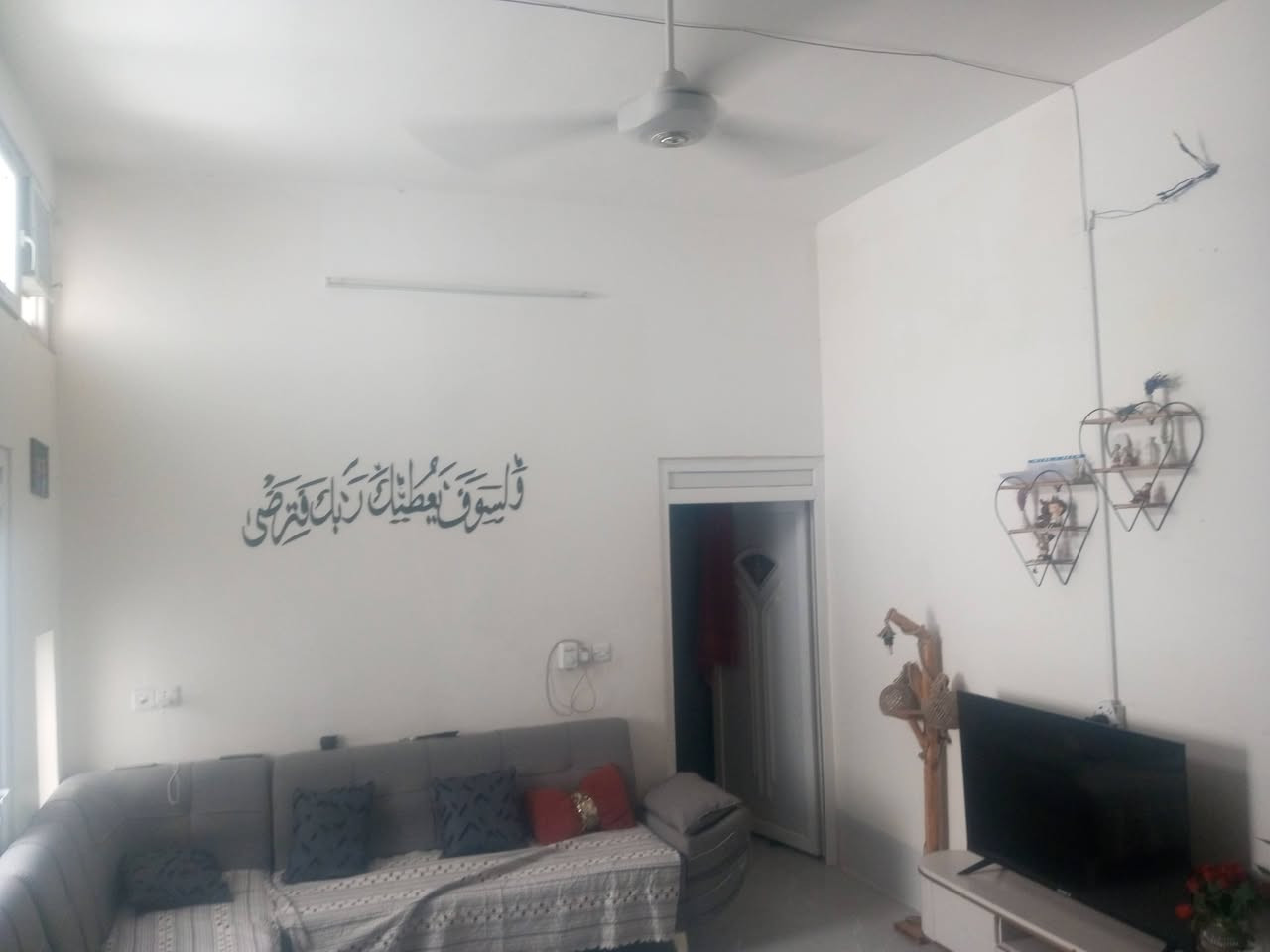 🛑 أعلان 

دار طابقين للبيع  بناء حديث بسعر مناسب  

🌍 الموقع ساعيدن حي الطين الجديد خلف دائرة الكهرباء 

المساحة 125متر 

☎️ للاستفسار اتصل ***********

أو مراجعة المكتب الكائن شارع العام بأتجاه بغداد مقابل حلويات علي الحمداني وصيدلية سما طوز 
مكتب السراج الذهبي للعقار 
ومن الله التوفيق 🏡
