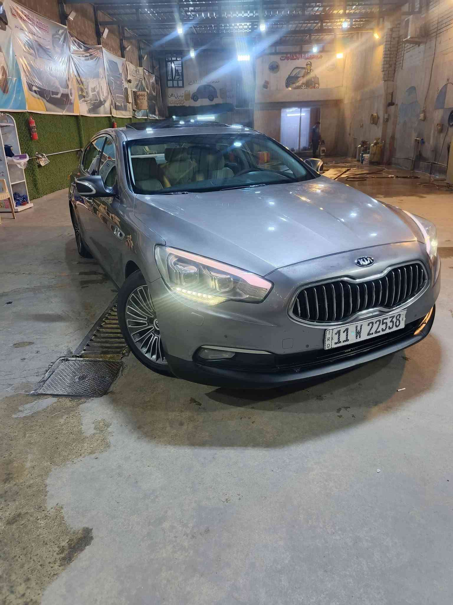 سلام عليكم للبيع او مراوس بأقل السعر 130 وبيه مجال كيا كوريس 2014 خليجي شركة الدولية السيارة مكفولو من الصبغ فقط بيه جراد وبارد قليل
فول مواصفات للأخير السياره 1/1
ماشيه 165 الف كيلو
محرك 3800 v6 مبدل كورات بلادي مكفول من التبخير والتنقيص
كير 8 نمر ZF
✅ بصمه اربع ابواب وصندوك وتشغيل 
✅ ذاكره خزن كش السائق 
✅ لايتات لد عدسات بلادي ثلجي
✅ مري شفط وقلا عالبگ
✅ مرايات تعتيم للاضاءة العاليه وهيتر  
✅ حساسات امامي خلفي
✅ فتحه سقف بانوراما
✅ كشنات جلد تدفئه وتبريد امامي
✅ كشنات كهرباء امامي 
✅ الكشنات الخلفيه VIP 
✅ تبريد 3 قطع
✅ بردات عدد 3 بلاد
✅ نظام الصوت 14 سماعة من شركة لكسيون
✅ نضام اوتو هولد
✅ انضمه قياده عدد 4 عادي وايكو وسبورت وسنو مال ثلوج 
وبعد بيها هواي مواصفات
عليها ادامة كاملة 
للبيع او مرواس بأقل مكاني بغداد حي الجامعة او الدورة
***********
سلام عليكم للبيع او مراوس بأقل السعر 130 وبيه مجال كيا كوريس 2014 خليجي شركة الدولية السيارة مكفولو من الصبغ فقط بيه جراد وبارد قليل
