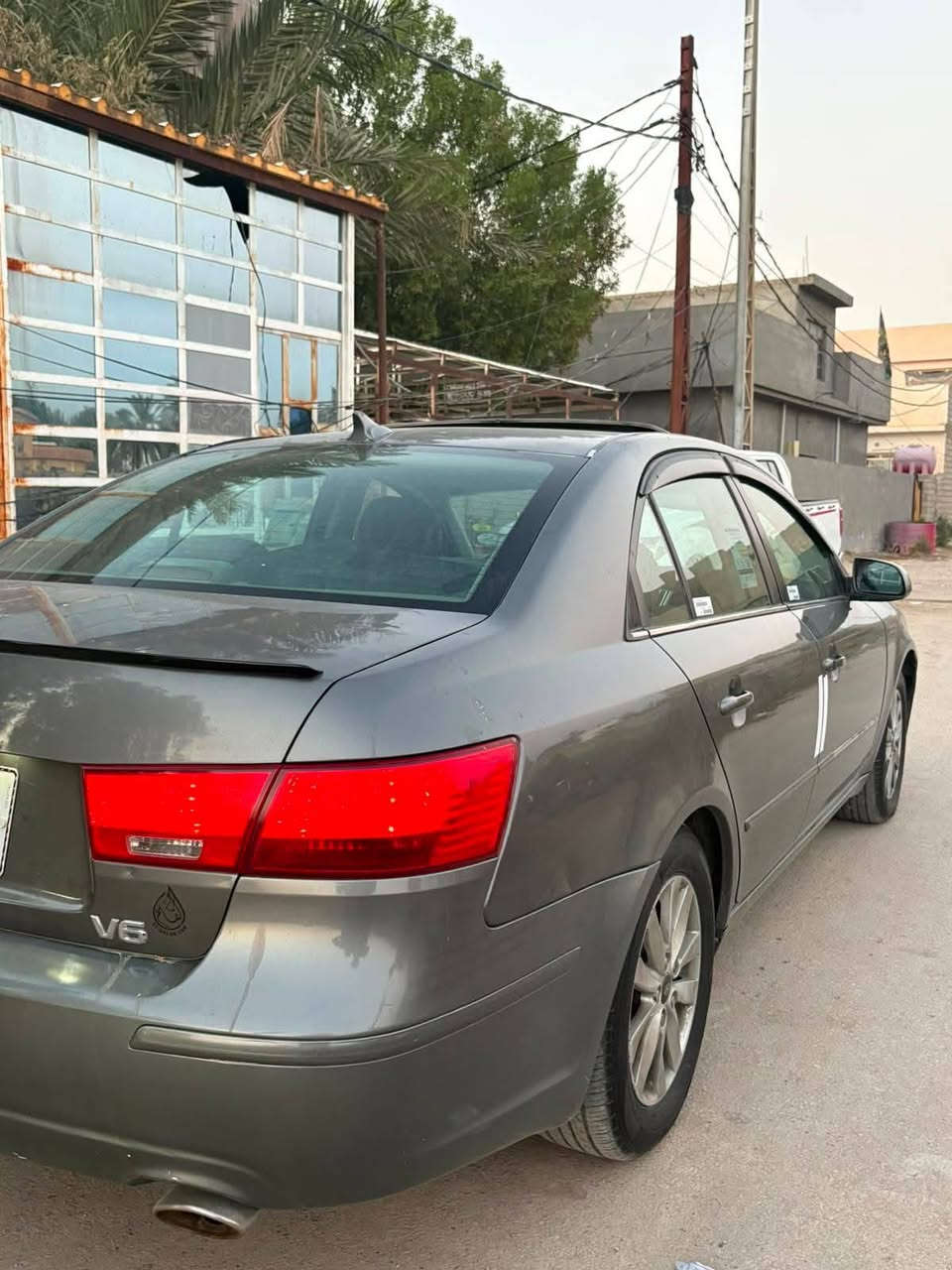 سلام عليكم سوناتا 2009 وارد امريكي فول مواصفات
سلايت روف كشن كهرباء تحكمات شاشه كامره 
ليبل واحد حادثها خشم جامرلغ امامي بدون دواخل فقط 
سياره مال جناي ستخدام شخصي جاهزه من كلشي 
دينار ماتصرف عليها السعر $ (84) بيها مجال الطيبين 
مكينه كير V6  مكفولات لا صرف لا بخار كفاله 
صدر امامي خلفي مشتغله جديد تبريد ثلج منضومه جديده 
تخم تاير كهربائيات كلها وضع شركه بلاديه سياره مصروف عليها منضومت زنون ثلجي رقم ديالى نكليزي بسمي 
(شخصيا ) سنويه الغايه 28 تحويل ثاني يوم 
سياره كامله الجناي (سياره مصبوغه حزام  اثر جراد ) 
وشخوط بدون اي معجون أو ضرر دواخل كفاله 
الغود شواصي تكم حوض مكفولات وشرط الفحص 
مكاني ديالى بعقوبة رقم هاتف ***********
