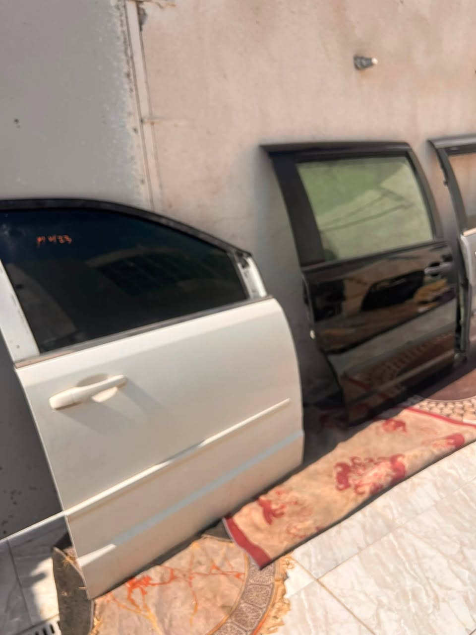 جميع أبواب الدوج كرفان للبيع سعر القطعه 50الف عراقي وإذا جمله أبيع بسعر مناسب العنوان بصره أبي الخصيب***********
