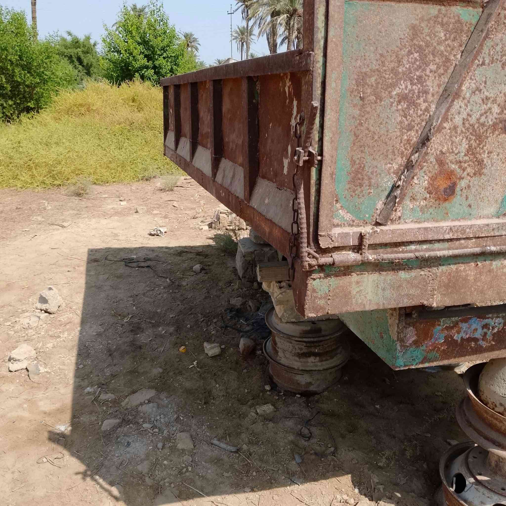 عربانه حدادي للبيع ناقصه دنكير وبستم جاهزه عوزه بس صبغ دبل شاصي العنوان نجف مشخاب ***********
