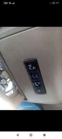كلايسلرموديل ٢٠١٢ مكينه ٣٦٠٠صالي شهر من بدلهه مكينه او كير جدد مصبوغه ...