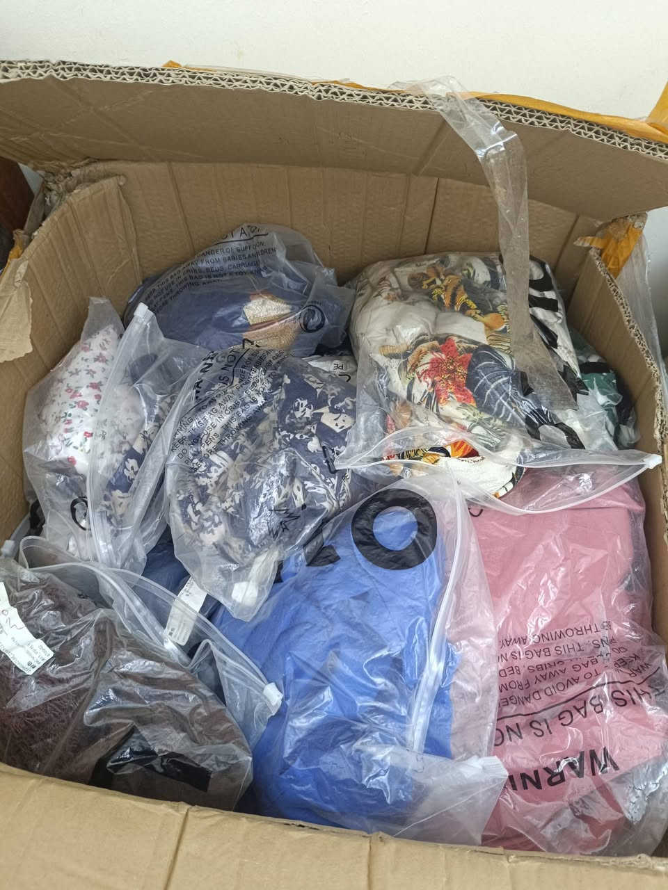 يفيد المشاريع الصغيرة والمحلات باسعار مغريه جمله ،،
للتواصل ‏‪***********‬‏
عنوان الأمين الثانية بيت بنيه 
يوجد توصيل ايضا 🚚
