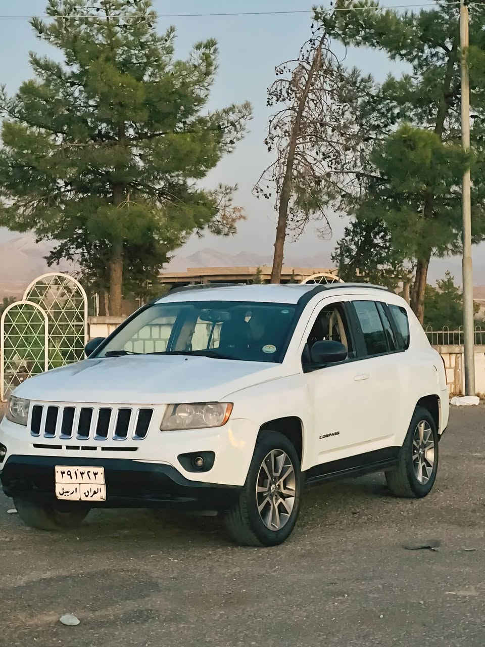Jeep compas 2017
بەشەرتی گێڕو مەکینە یەک دوپارچەی هەیە هەتا بڵێی خاوێنە 
***********
Admin❤️❤️
