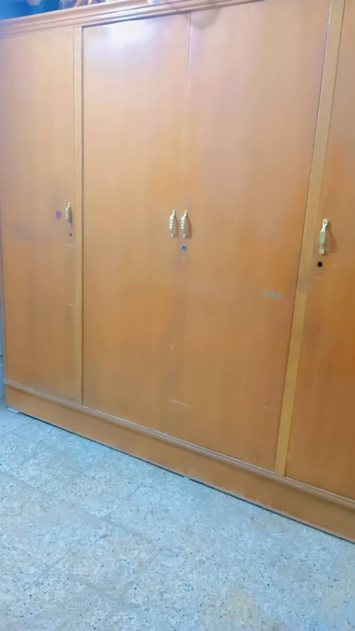 سلام عليكم ورحمة كنتور ابو الرابعه تسكم شغل درجه اولى لئن محتاج وريد اطي إيجار سعر ٢٠٠ وسبعين وبي مجال مكان نجف حي الوفاء قرب بانزين خانه رقم *********** يارزاق يارزاق يارزاق

