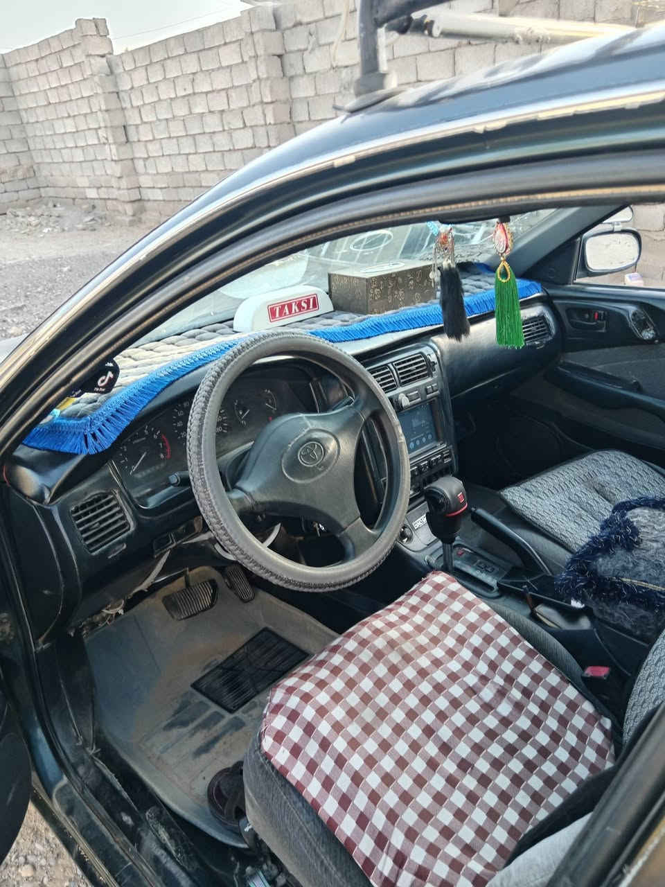 السلام عليكم ورحمة الله وبركاته فرخ بطة للبيع موديل ٩٢ رقم كركوك دولي صدر جديد طخم تاير جديد محرك كير خير من الله السعر ٤٠ وبيها مجال 
التواصل على أرقام صاحب السيارة
(***********) (***********)
أخواني أنا مكلف بالنشر خابر صاحب السيارة
ما اجاوب خاص بالتوفيق للجميع إن شاء الله @@
