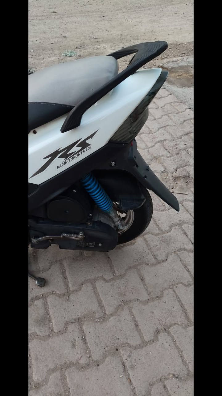ماكس عدله للبيع
سلف هندر  
مكينه ممفتوحه جيب وياك فيتر وافحص
شرط الشلعه والمعدل 
كهربائيات كله شغال 
سعر500وبيها مجال حك الجيه
***********
موجود بس وتساب

