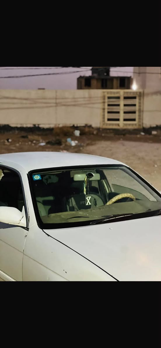 السلام عليكم 
بطه منفصل ......✈️
مكفوله كفاله عامه ونضيفه لا صبغ ولا كلشي 👉🏻 اللون لؤلؤي ابيض المرغوب ✔️ 
السيارة بأسمي 💆🏻
مداور ثاني يوم ✔️
السيارة جاهزه من كلشي كير مكينه وحداديه شرط النضافه ✔️
السيارة ماتصرف عليها ولا اتعبك ولا متعوبه ابد ✔️
السيارة رقمها ذي قار ✔️
ومكاني ذي قار (الغراف)✔️
الرقم (***********) رقم راعيها،
(***********)📞 
السعر (43) 💵
ملاحضه:الرقم بي واتساب الماعنده رصيد وآني حاضر وخادم للگل اهلا وسهلا 🩶
