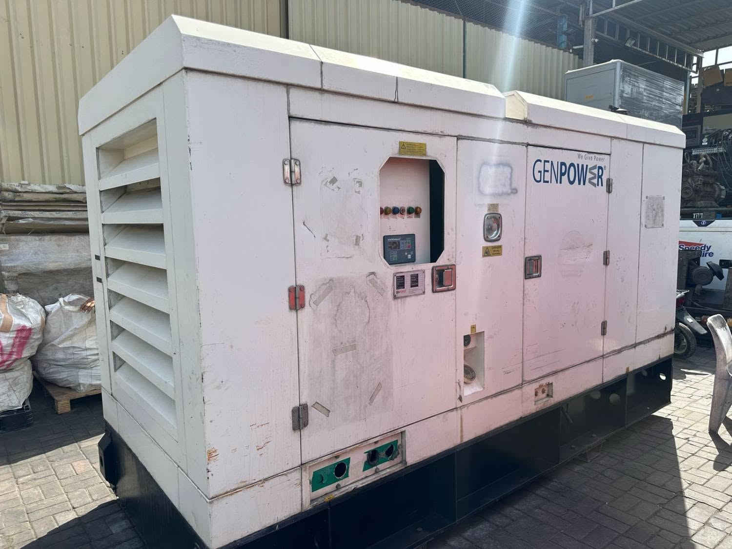 مولدة بركينز موجودة موديل ٢٠١٥
للإستفسار اتصلو علي هذا الرقم عبر الواتساب
+9647766866282
