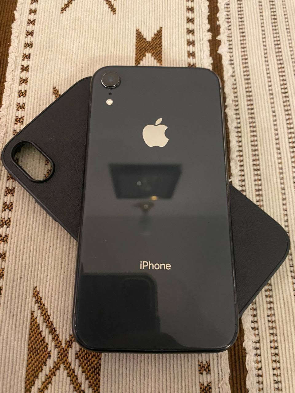 آيفون XR • ٦٤ • بطارية أصلية