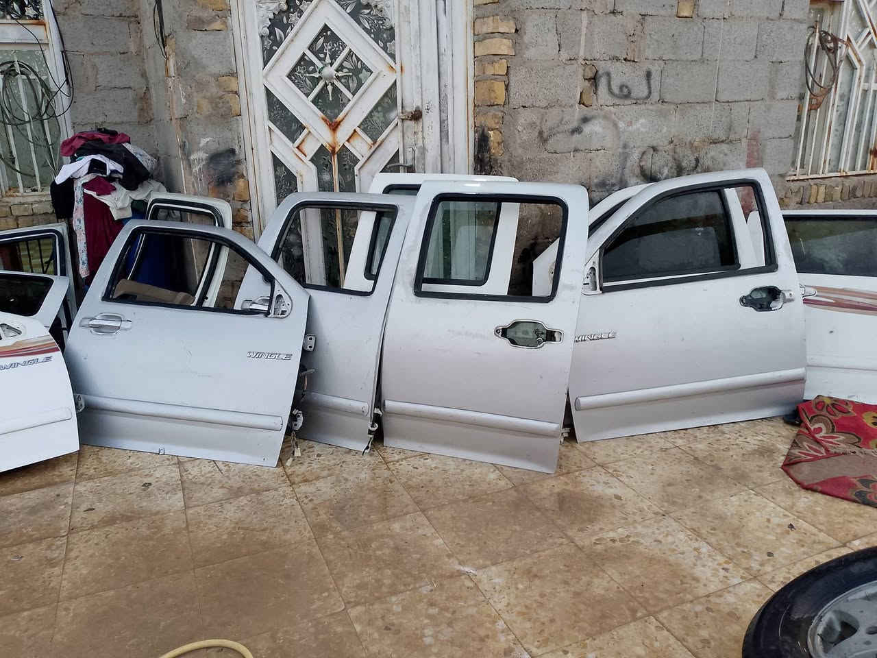 سلام عليكم يتوفر غراض بيكم صيني كريت ويل سستم كامل كريت ويل عنوان ميسان مجرالكبير لاسستفسار تصال رقم ***********
