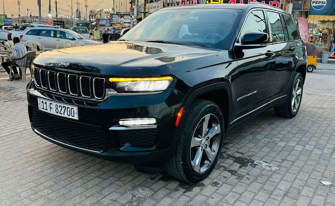 جراند شيروكي • ٢٠٢٣ • ٦٧٠٠٠ كم