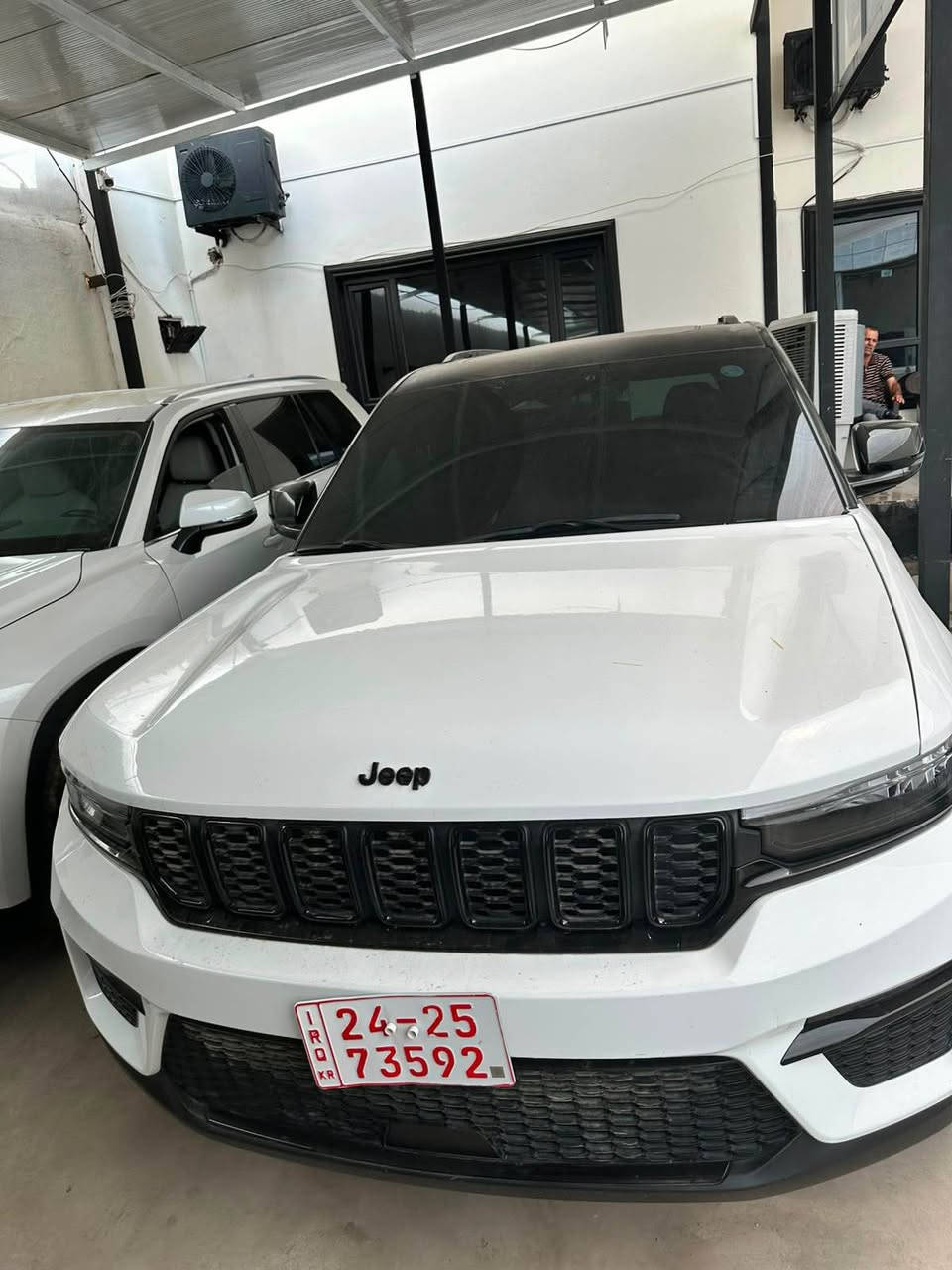 جیپ گراند شیروکی | Jeep Grand Cherokee
.
مودێل: 2024
.
دەبل اکسل 4x4
.
مواصفات : Limited
(پانوراما - کوشن هیتر - کوشن خزن - هتد…)
.
٢ دەرگەهـ تبدیل شەریکە 
١ چاملغ سبغ
.
پێش و پاش کبس
شاصی بشەرت کبس
.
ئیرباگ دکمە سیستم
.
11000 میل
.
محرك 6 سلندر  V6
.
سعر 309$ پچەک مجال
.
***********       کورەک + واتساپ
.
زاخو - مهندکارس زاخو, دهوك
