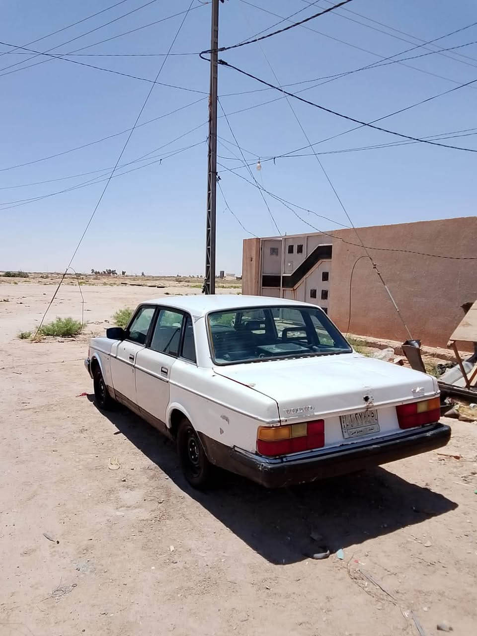 فولفو 240 • موديل ٨٤ • جير عادي