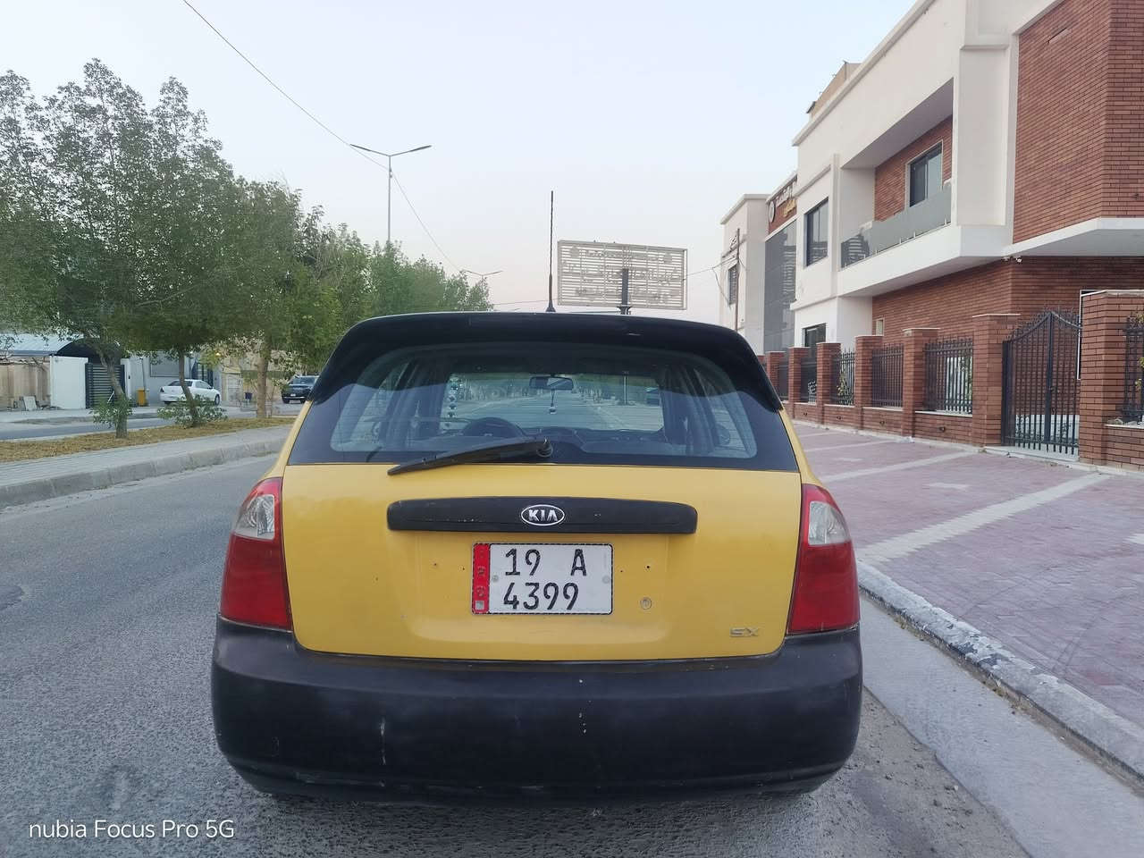 سلام عليكم  سيارة  للبيع نوع سبكتره موديل 2007 وارد امريكي حادثه قبق جنطه تبريد حداديه  تخم تاير مكينه كير السنويه لغايه2029 رقم كربلاء  انكليزي  بسمنه العنوان كربلاء السعر 54 وبيها مجال رقم الهاتف ***********
