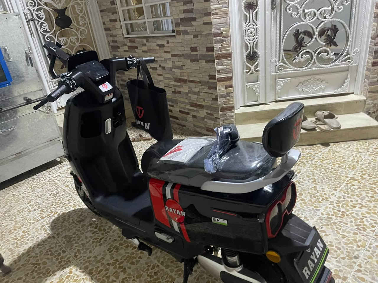 ماطور ريان ابو عيون للبيع ٢٠٢٥شهر 12 ماطور كلو ع فحص  تاخدو شرط اذا بي جلغ تاخذوه بلاش مكاني موصل حي النجار السعر ٩٦٠بي مجال قليل للستفتار ***********
