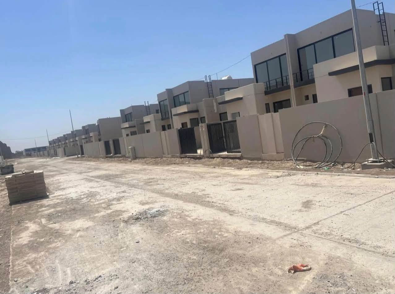 مجمع البحيرة • مطار بغداد • فلل وشقق