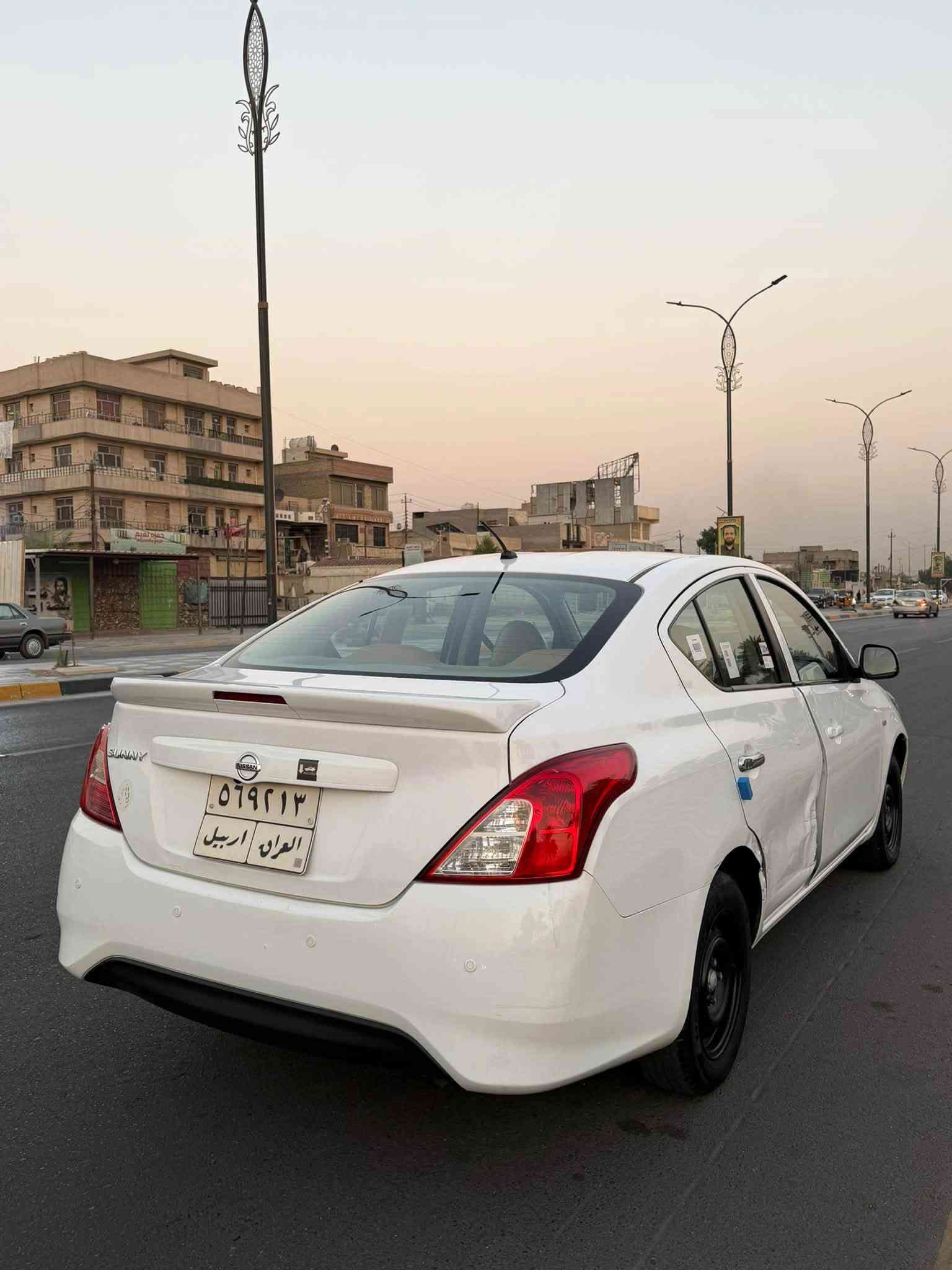 السلام عليكم سني هندي 2020 ام البليته الزركه مكفوله عده الباب الوره الصدر بي ضربه فقط السعر ( 92$) مكاني بغداد زيونه *********** سياره نضيفه وجاهزه بدون نقص تبريد ثلج لايت زنون شاشه جبيره تحكمات ستيرن الشراي يتصل

