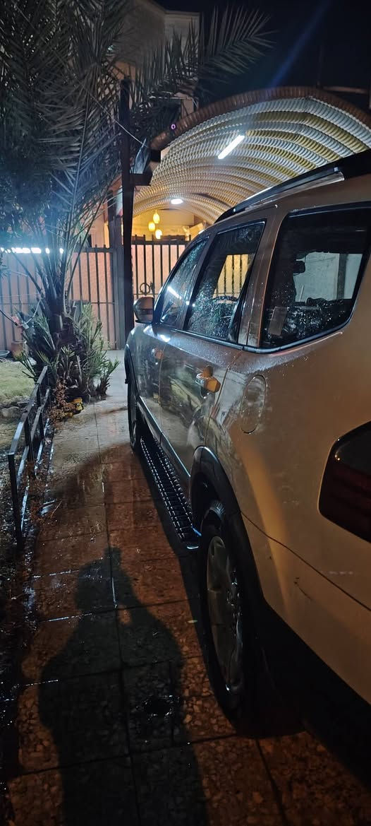 مهافي موديل ٢٠١٥
 ٧ راكب _ تبريد ٣ قطع
محرك جديد _كير جديد 
خليجي طخة بالجاملغ الخلفي عكس السايق  شخط بالباب الخلفي عكس السايق تم صبغ الباب
السعر ١٧٥ 
العنوان بغداد البياع
***********
