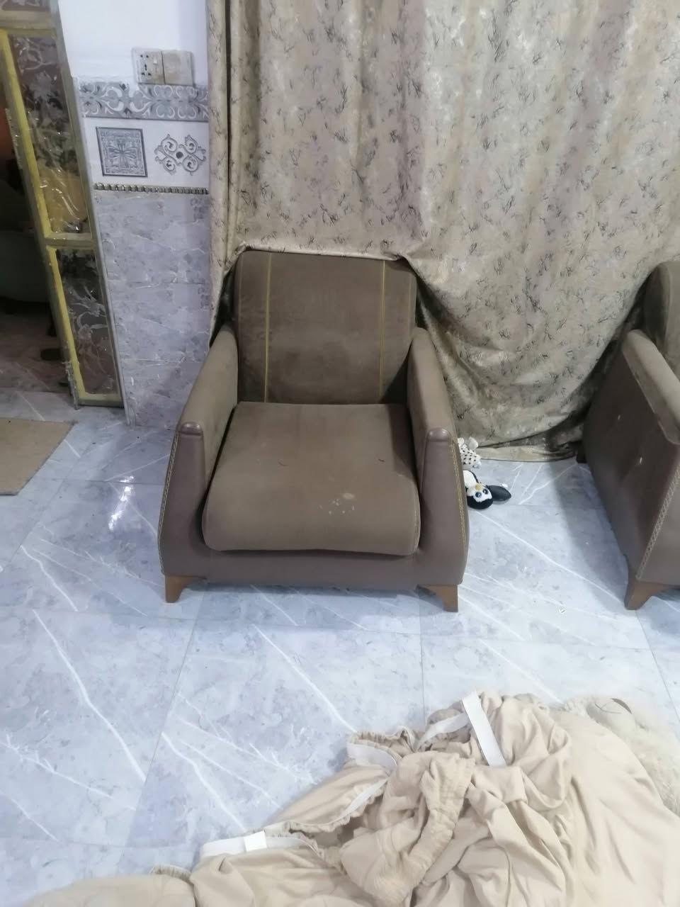 حبايب تخم تركي للبيع يرادله غسل تخم حيل ثكيل خشب ابلوك مينشال من الكع السعر 150 الف وهاذا رقمي ***********
