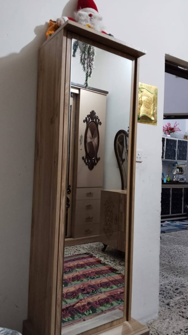 غرفه جديده بمعنى الكلمه السعر 750 وبيها مجال العنوان حي الامام علي قرب اسواق برتقاله
للستفسار
***********
