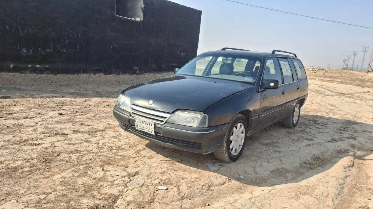 السلام عليكم اوبل استيشن موديل 1990 رقم كركوك مشروع وطني بطاقه بانزين كير محرك بشرط صدر امامي خلفي شرط تخم تاير جديد سعر 27 وبي مجال 
*********** كركوك, العراق

