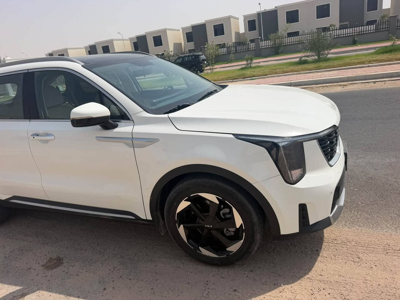 سورنتو بانوراما • ٢٠٢٥ • طرف الصندوق طعجات