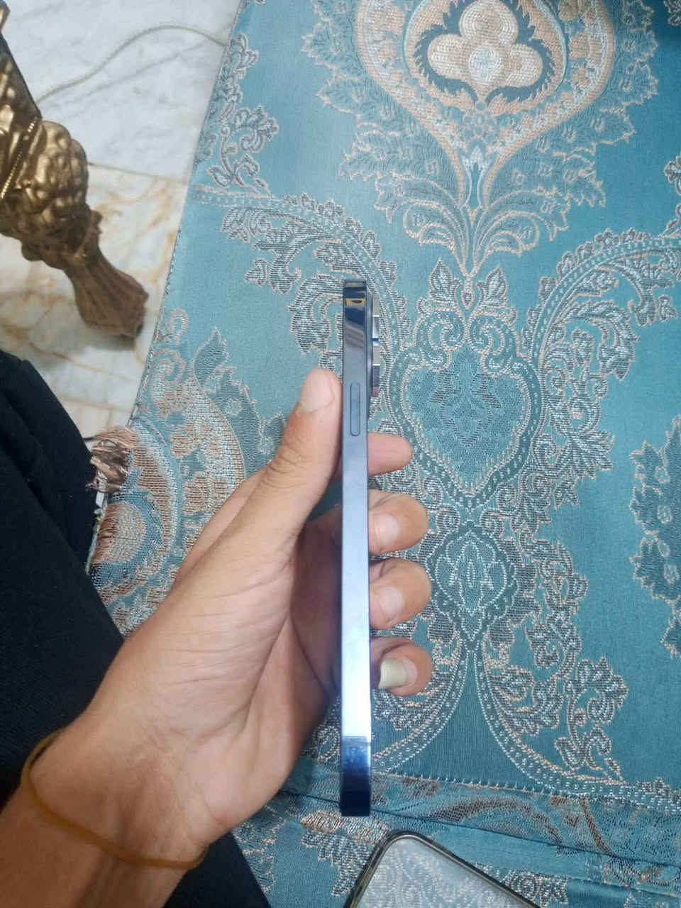 آيفون 13 برو ماكس • ٢٥٦ غ.ب. • شاشة مستبدلة