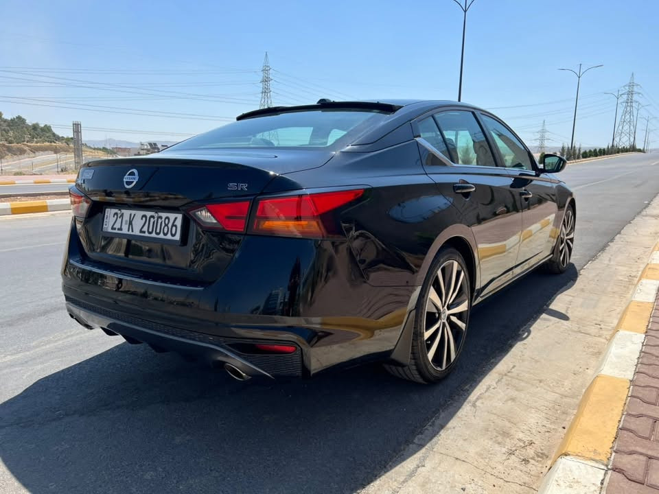 التيما موديل 2019 مواصفات SR حادثه جدا بسيط
اقره تفاصيل وشوف صوره وصورة الحادث قبل لا تتصل 
محرك وكير بشرط 
ماشية 80 الف
رقم وسنوية وهزة وبراد كله جديد
بجم امامي خلفي كبس 
بيه جاملغ وباب صبغ بدون اي دواخل سونار موجود
سيارة حيل جديده ونظيفه وما بيه اي نقص 
شرط تحويل 
مكانه سليمانية
للاتصال ***********
