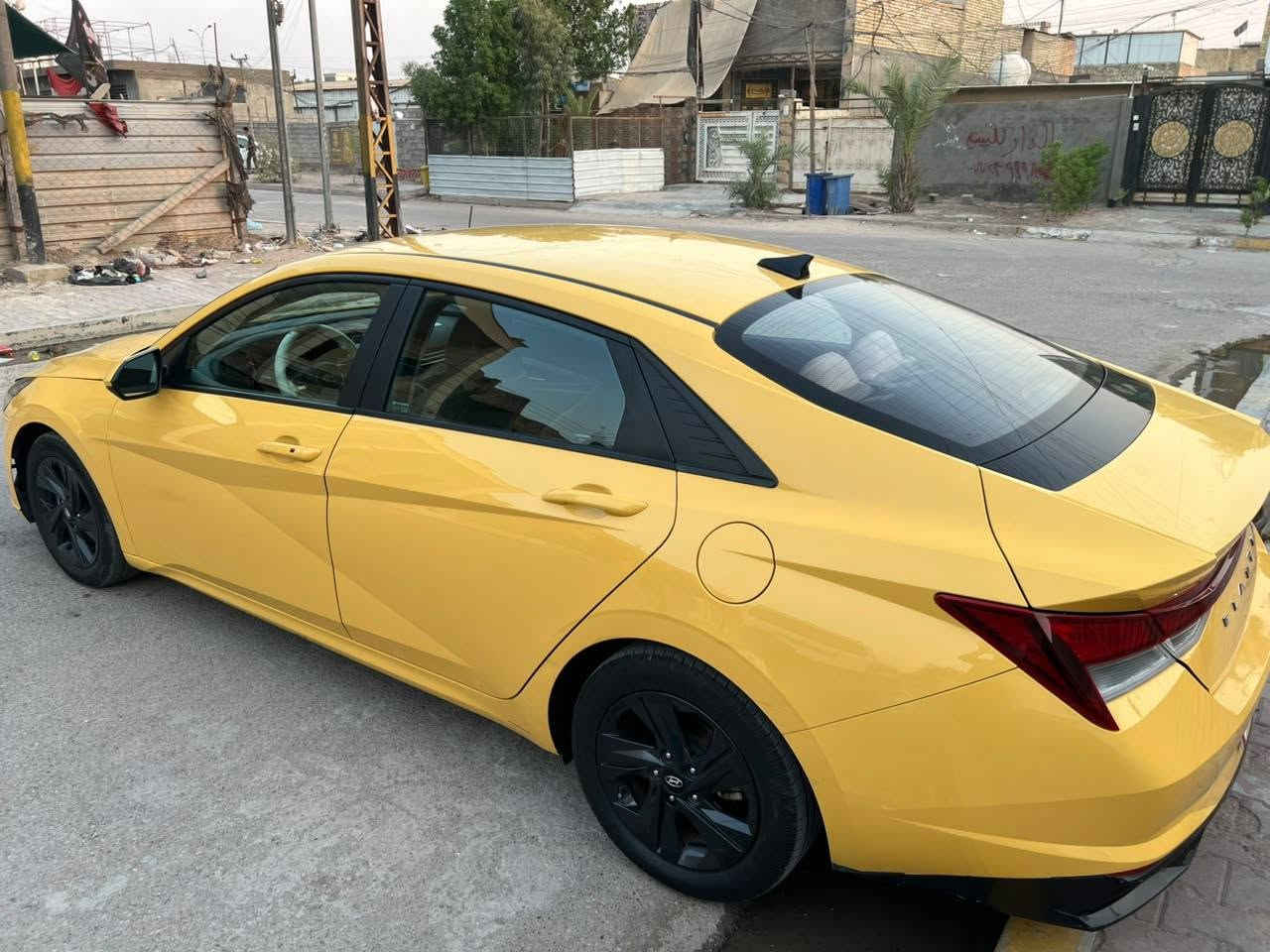 هونداي النترا موديل 2021  وارد امريكي صور الحادث بالمنشور  فقط والباقي كفاله عامه شرط سونار ليبل واحد كله ماشيه 60 حقيقي
مكينة گير حدادية تبريد على الفحص 
حجم المحرك 2000 دوش المرغوب لا تبخير ولا تنقيص فول لمتدد 1/1 عدى الفتحة 
بصمه ابواب بصمة صندوق
رادار امامي رادار جانبي رادار خلفي
تحكم ستيرن
شاشة 
كامره دواره 
تدفئه تبريد 
لايتات زنون
لد امامي خلفي 
ويل كب كروم
دوشمه دلو جديده 
مكان السيارة بغداد
رقم بغداد  انكليزي بسمي تحويل ثاني يوم  مصفره هيئه وغرامات سنويه 28 وهزه جديده
سعرها 132 ورقة بيها مجال
أي استفسار  ***********
