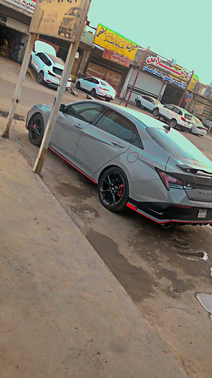 Elantra N محرك 2000 turbo 
2025 رقم فحص مؤقت تترقم بغداد 
دخوول جديد .
ممشى السيارة 5000km فقط زيرو السيارة 
معروفة مواصفات السيارة ال N 
كشنات رياضية حرف N 
  حادث السيارة مبدل فقط بنيد نفس اللون 
والدعامية .. لون السيارة سمووك . 

رقم ع واتساب *********** 
او ع خط ..
