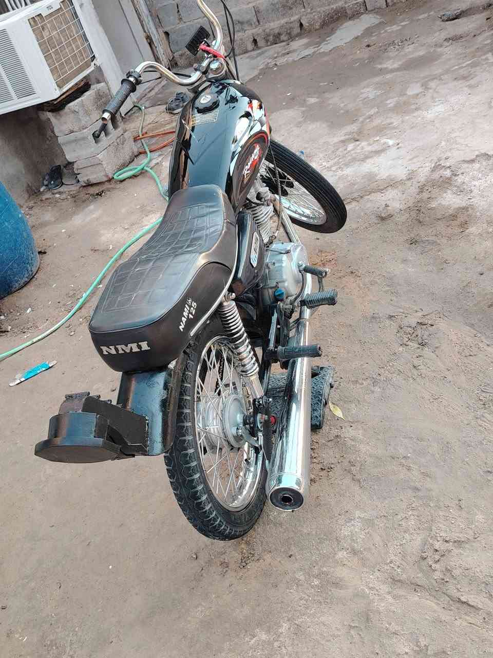 للبيع ماكينه عرشه 350 ويا مجال شراي خابر ***********
