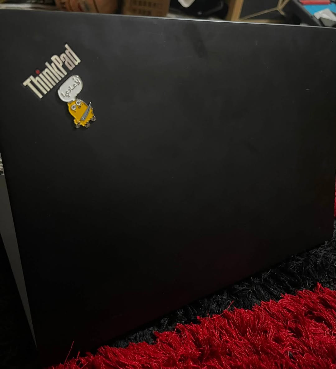 السلام عليكم
لابتوب لينوفو ثينك باد T495s 
الي تكون احسن نوعيه بالينوفو من ناحيه التطوير
المواصفات : 
المساحه : 256 gb ssd قابله للتطوير ✅
الرام : 16 GB ddr4
البطاريه : 5-6 ساعات حسب الاستخدام ويكون الشحن تايب سي وراح تجي وياه شاحنه 65W واط
المعالج : Ryzen 5 PRO 3500U الي حيكون نفس اداء الi5 الجيل العاشر او اقوى ✅
كرت الشاشه حيكون 8 كيكا شير و2 خارجي ✅

حيكون بيه كاميرا وأيضا بصمه اصبع وبصمه وجه 
كيبورد عربي انكليزي وضوئي 
وحيكون ويندوز 11 Pro
نظافه الجهاز 100% اي خدش او خلل مرجوع
راح يجي وياه 
ماوس + جنطه خاصه بالجهاز 

السعر 330 الف قفل قفل قفل 
عنواني تكريت والتوصيل موجود مجاني ✅✅ 

***********
