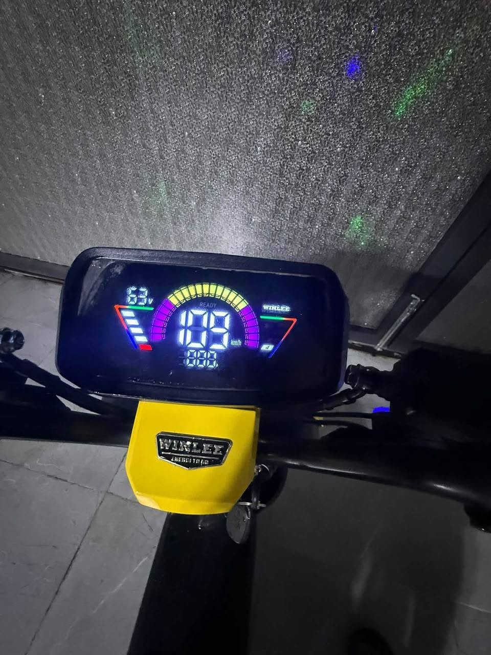 ماطور شحن • R9 • بطاريتين