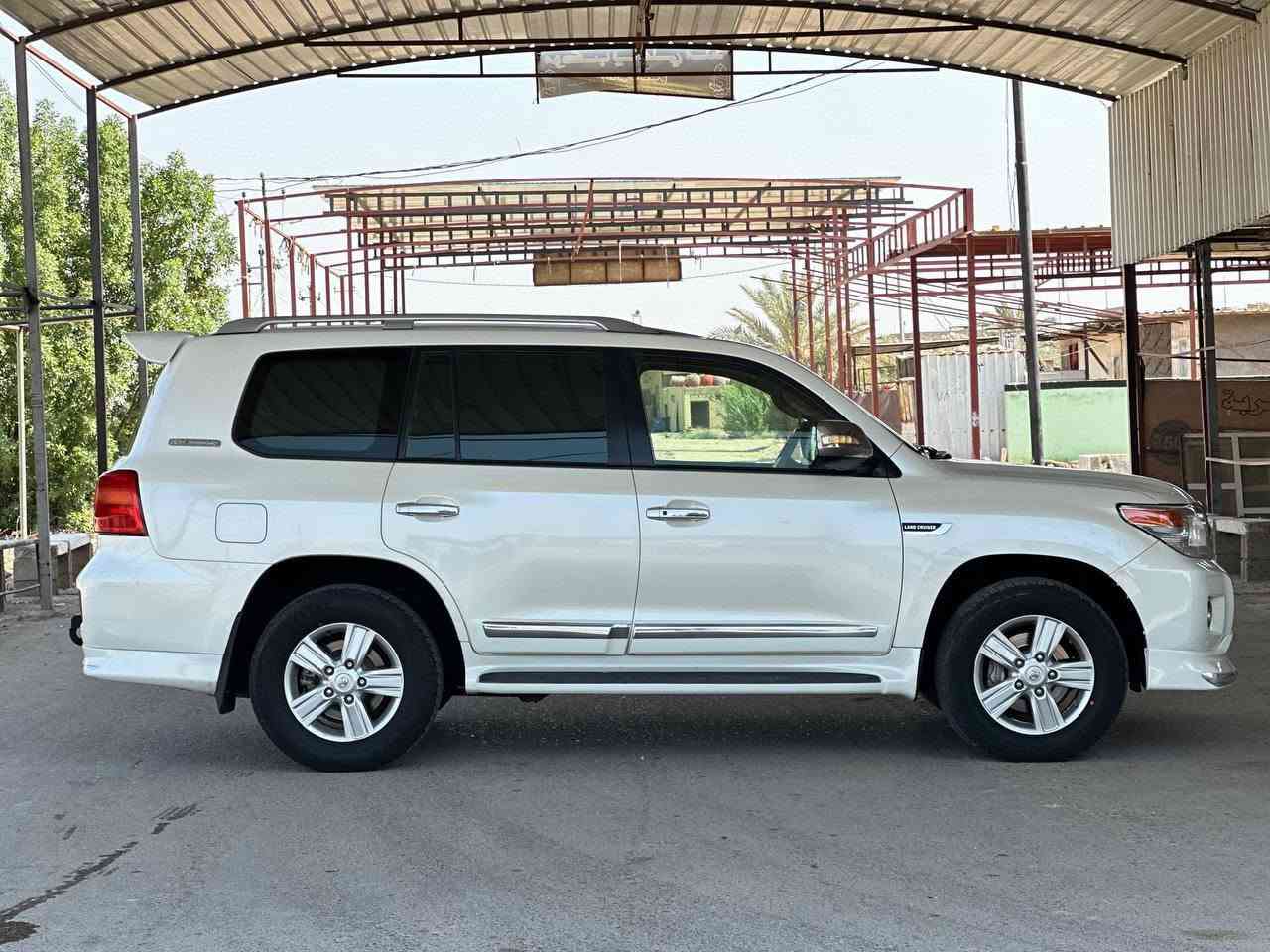 لاندكروز ٢٠١١ ستينيه كفاله سونار مرفق  رقم اربيل شبه مميز ب اسمي جديد هزه و رقم  مكاني بابل ***********
