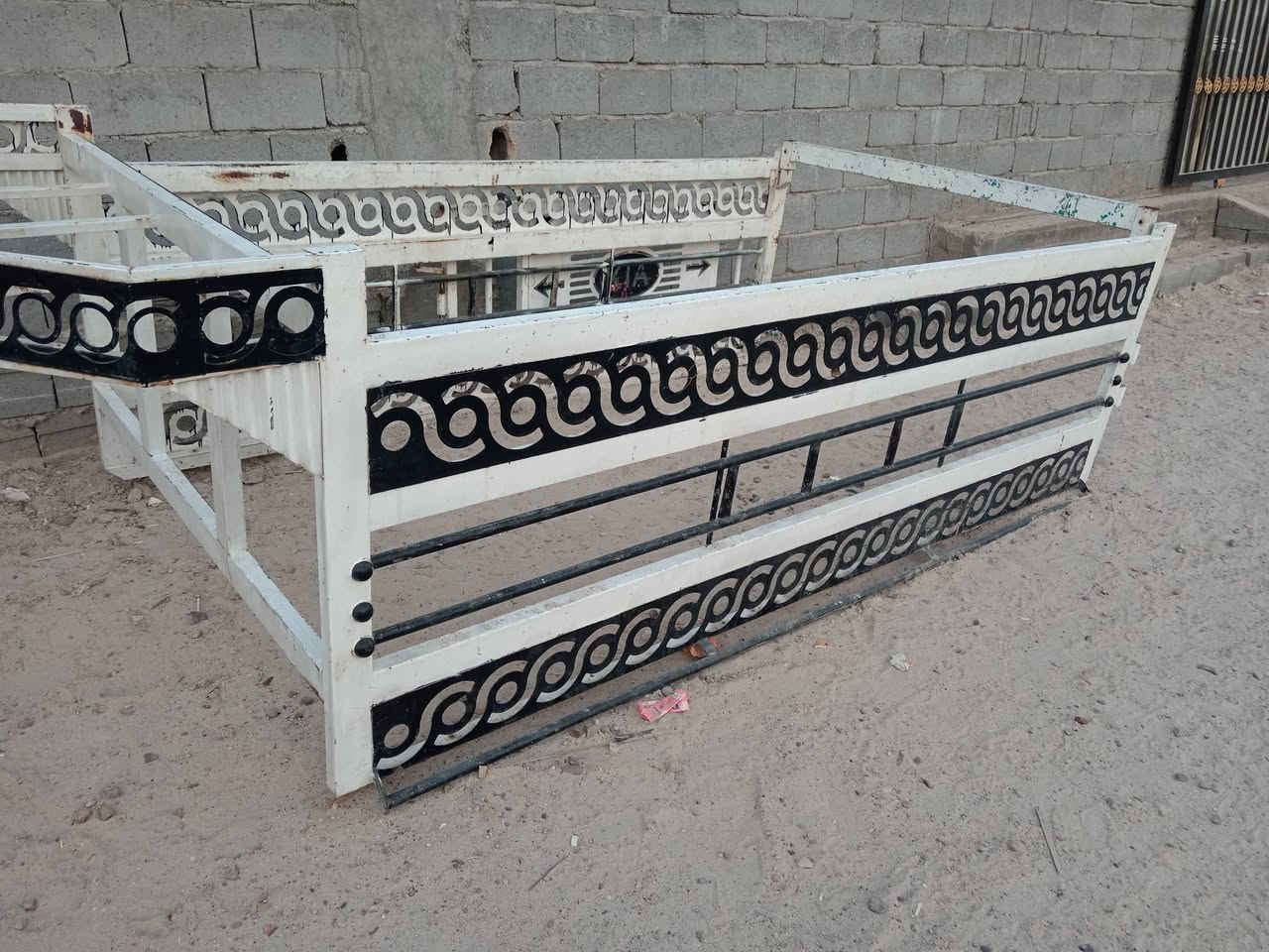 السلام عليكم محجل للبيع 350وبي مجال مكان الفلوجه. ***********
