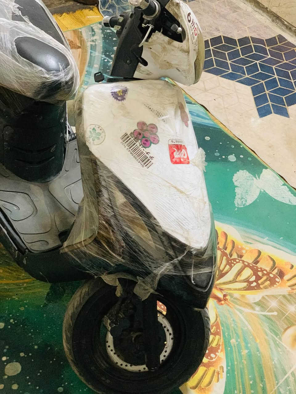 سلام عليكم 
دراجه ماكس ثعلب اوراق للبيع شغاله نگره سلف 
محرك  نعومه ونضافته فول كفاله. نقصهه فقط لايت ما بيهه 

السعر خاص  
***********
***********
متوفر وتساب
