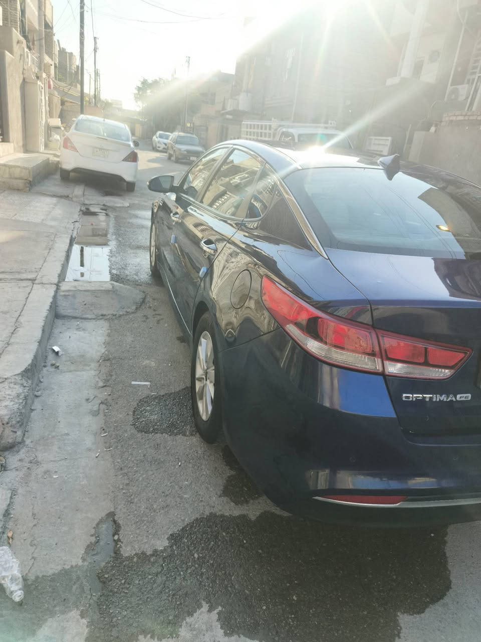 اوبتيما 2017 السعر ١٢٠
سنويه وهزه جديده بأسمي

موصفات fe سويج بدون فتحه

كشن خزن 

كشن ٣ وضعيات كهربائي 

تبريد ثلج 

شاشه بلاديه + كامره 

بيها بارد بسيط بهلال جاملع الخلفي كد شبر 

والبنيد بي نكراش شويه ورصعه بل بنيد 
وبيها باب السايق مرشوش بل عراق فقط

تخم تاير جديد سياره كامله تحويل ثاني يوم 

ماشيه 80 الف مايلل 

للتواصل هذا رقمي 

***********
