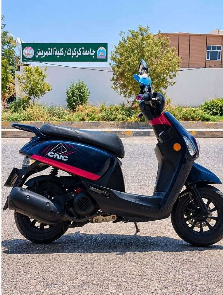 سلام عليكم  دراجه بوليسي  موديل 2023✅  مكينه ما مفتوحه بشرط الفحص ☑️سلف رياضي شرط📍 محرك حجم 125cc كامل كهربائيات  شغاله فحل S كله على الابلاد  نضيف ما شاءلله  سعره 750 وبي مجال للشراي فقط  الي يريده يتواصل عل رقم ***********
