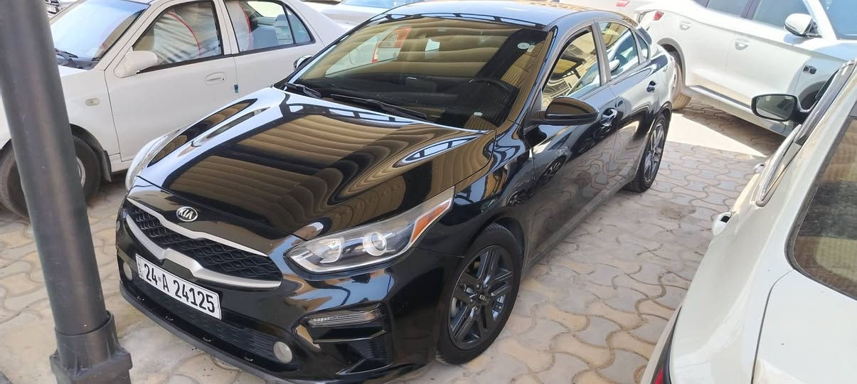 🔥KIA FORTE 2020  🔥 
🔴 السياره  تبديل جاملغ امامي وبابين  يم السائق وخلفه و صبغ شبر بال صندوق
 بدون ايرباك ✅
ثلاث وضعيات قيادة
كير توماتيك وعادي 7 نمرات
قيادة ذاتية 
توقف ذاتي 
رادارات أمامية
شاشة كبيرة 9 انج
ماشي 75 الف ميل
رقم دهوك 
مكان السيارة 📍موصل
السعر ١٢٨ 
للاستفسار :
***********
