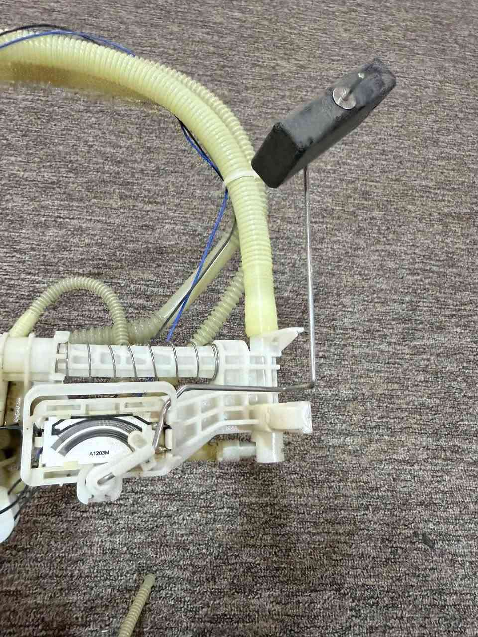 جارجر هيمي • عبوه وطوافه • نظيفه ١٠٠٪؜