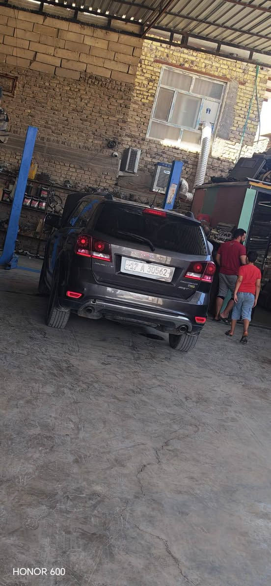 شرفنا الاخ السيد من اهالي الشاميه تبديل دهن كير مع ترتيب جزء من المكينه
شرفنا الاخ تبديل دجات تخم 
شرفنا الاخ تبديل حداديه امامي
شرفنا الاخ تبديل مشط 
شرفنا الاخ تبديل حداديه خلفي 
عنوان الورشه
حله شارع 80 قرب مدينة العاب ارض بابل
للتواصل 
***********
***********
