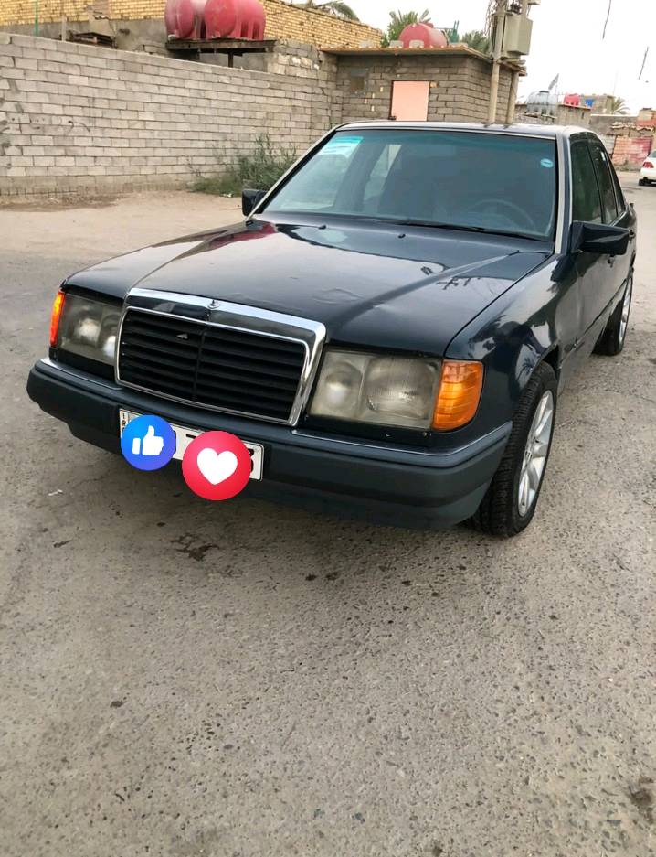 ماسيدس دب 300   بيع او مراوس1990مديل
سنوية وهزه جديدة
قواعد  بلاد شاصي كفالة
كهربايات كلها شغالة 
تبريد شغال
البصرة ***********