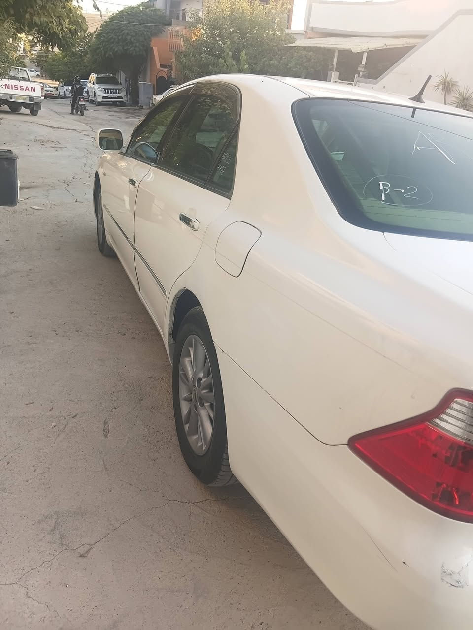 شاهینە ی ساج مە لاکی 2007بڕاوە
کامل مە سرف برێکی بە سراوە تە برید ساردوو گە رم گڵۆپ ئیش ناکات لە شاشە کامل جاهیزە  کۆدی هه یە سە یارە کە بۆ جاڵو شووخت مە گە رێ سعری 52گە ڵ مە عە ملایکی برایانە ***********
